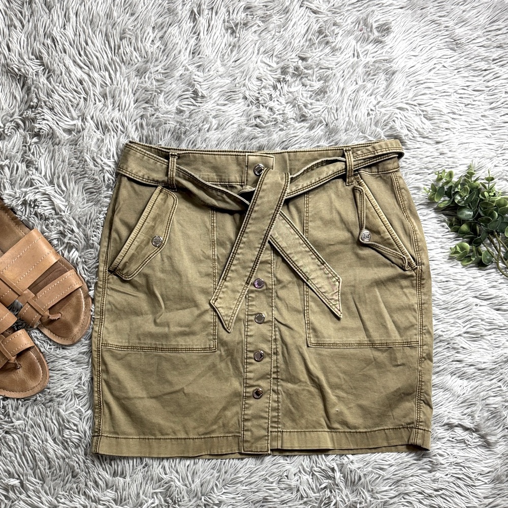 White House Black Market khaki Belted Mini Skirt size 8